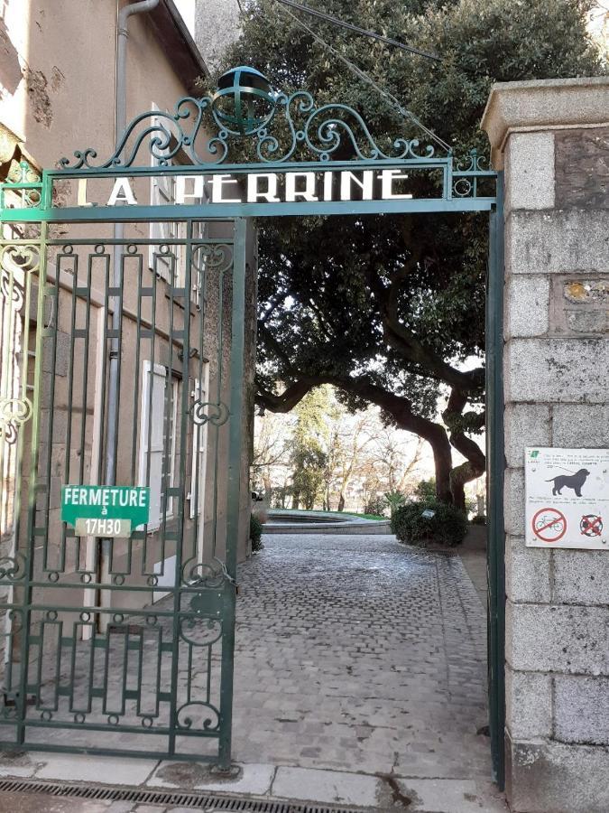 Appartement Rien Que Pour Vous Proche Centre Ville Laval  Dış mekan fotoğraf