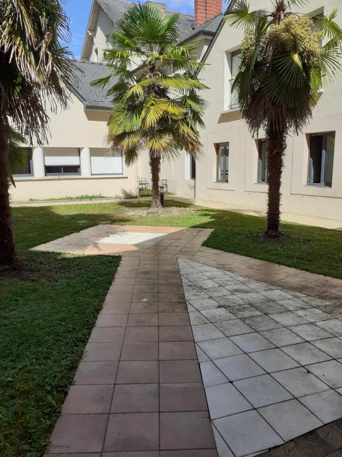 Appartement Rien Que Pour Vous Proche Centre Ville Laval  Dış mekan fotoğraf